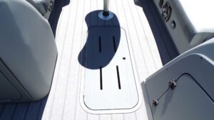 Pontoon boat deck hatch with table pedestal